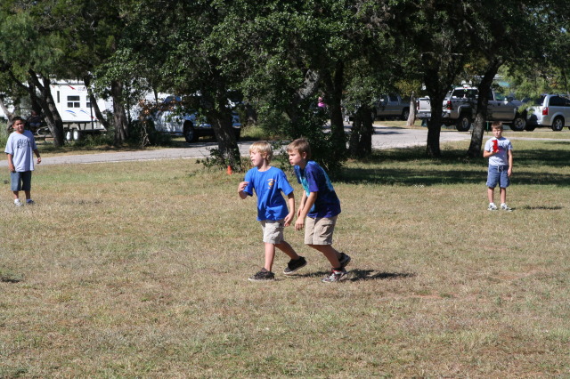 2010/10(October)/Pack409-Inks-Lake/640x480_2010-10-16-Pack409-Inks-Lake-059.JPG