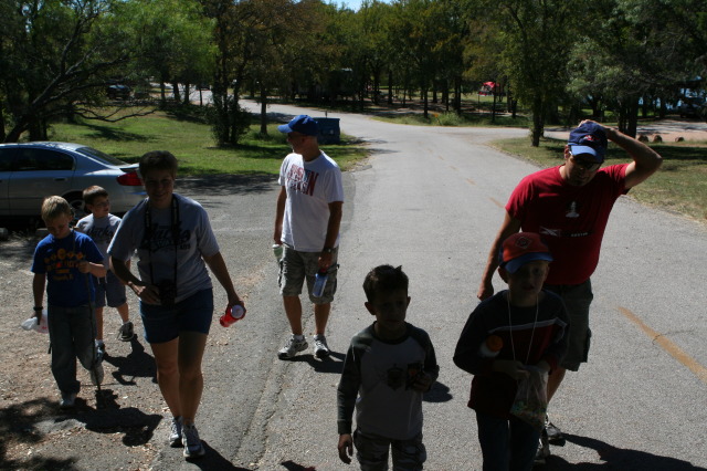 2010/10(October)/Pack409-Inks-Lake/640x480_2010-10-16-Pack409-Inks-Lake-086.JPG