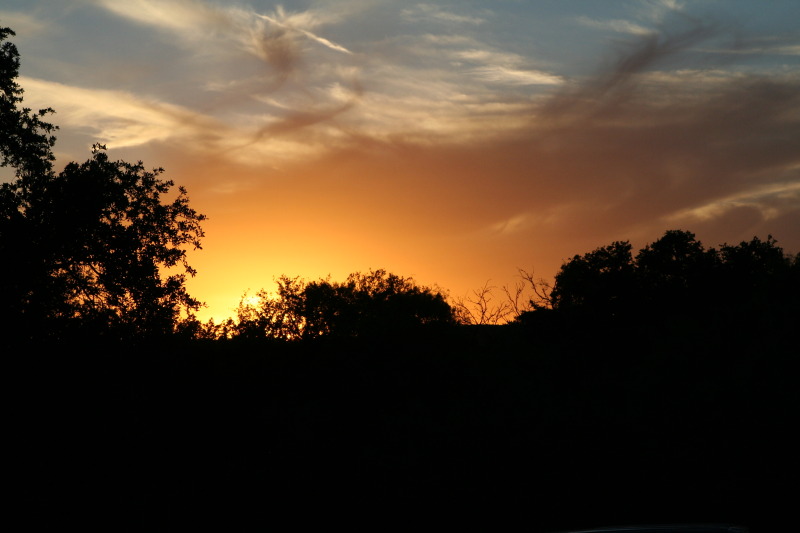 2010/10(October)/Pack409-Inks-Lake/800x600_2010-10-15-Pack409-Inks-Lake-05-Sunset.JPG
