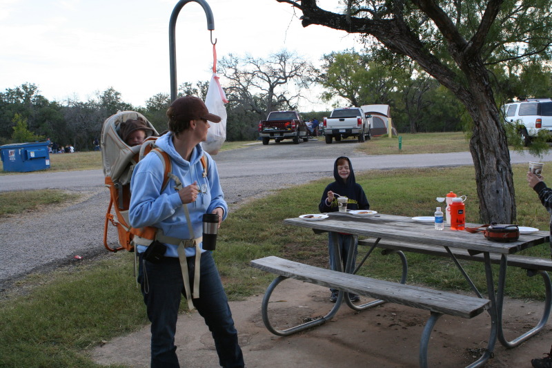 2010/10(October)/Pack409-Inks-Lake/800x600_2010-10-16-Pack409-Inks-Lake-001-Shea.JPG