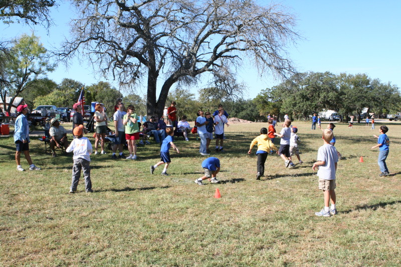 2010/10(October)/Pack409-Inks-Lake/800x600_2010-10-16-Pack409-Inks-Lake-031.JPG
