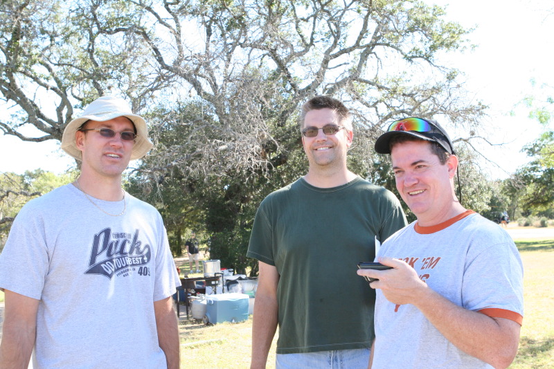 2010/10(October)/Pack409-Inks-Lake/800x600_2010-10-16-Pack409-Inks-Lake-048-Travis-Matt-Jimmy.JPG