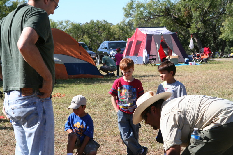 2010/10(October)/Pack409-Inks-Lake/800x600_2010-10-16-Pack409-Inks-Lake-053.JPG