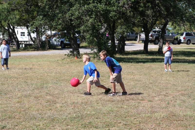 2010/10(October)/Pack409-Inks-Lake/800x600_2010-10-16-Pack409-Inks-Lake-058.JPG