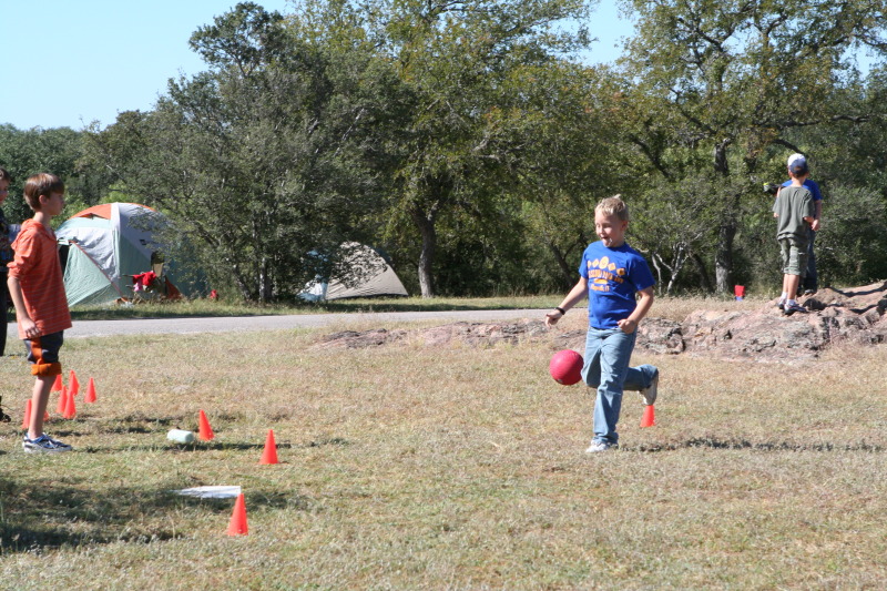 2010/10(October)/Pack409-Inks-Lake/800x600_2010-10-16-Pack409-Inks-Lake-063-Chance.JPG