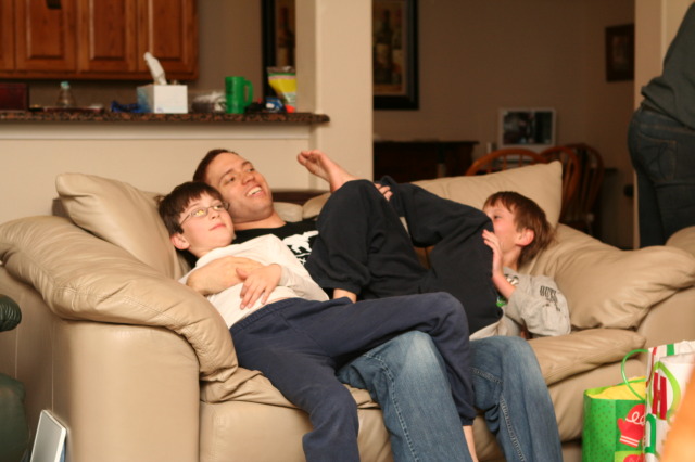 2010/12(December)/Christmas-Hammett/640x480_2011-01-02-Christmas-Hammetts-04-Mark-Chance-Dax.JPG