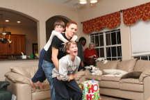 2011-01-02-Christmas-Hammetts-01-Dax-Chance-Mark-Diane-Susana.JPG