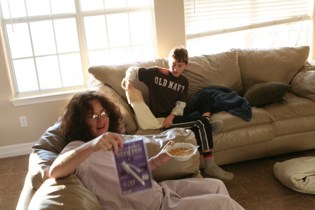 2010/12(December)/Christmas/640x480_2010-12-27-Christmas-at-home-2-Suzi-Chance.JPG