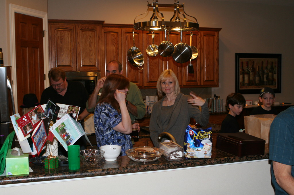 2010-12-31-New-Years-Eve-03-Doug-Shelly-Shane-Jaynelle-Dax-Case.JPG