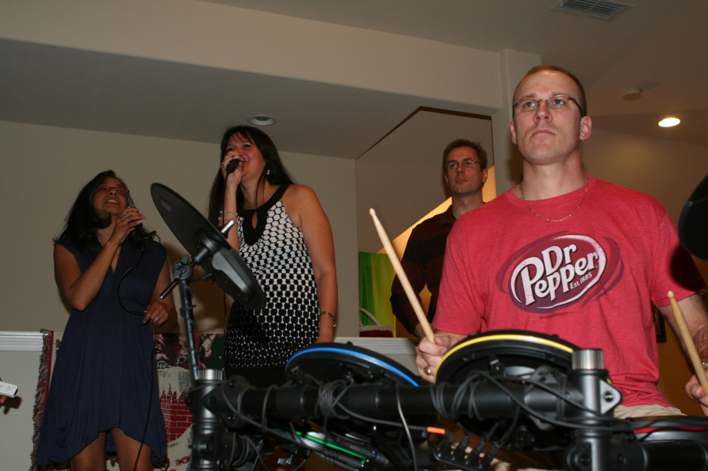 2010-12-31-New-Years-Eve-14-Kavita-Kiffin-Ben-Travis.JPG