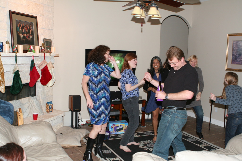 2010-12-31-New-Years-Eve-26-Jaynelle-Doug-Suzi-Shelly-Kiffin-Kavita-McKenzie.JPG