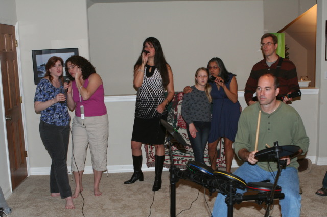 2010-12-31-New-Years-Eve-18-Shelly-Suzi-Kiffin-McKenzie-Kavita-Ben-Shane.JPG