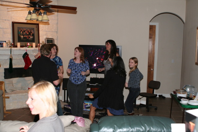 2010/12(December)/New-Years-Eve/640x480_2010-12-31-New-Years-Eve-23-Jaynelle-Doug-Suzi-Shelly-Kiffin-Kavita-McKenzie.JPG