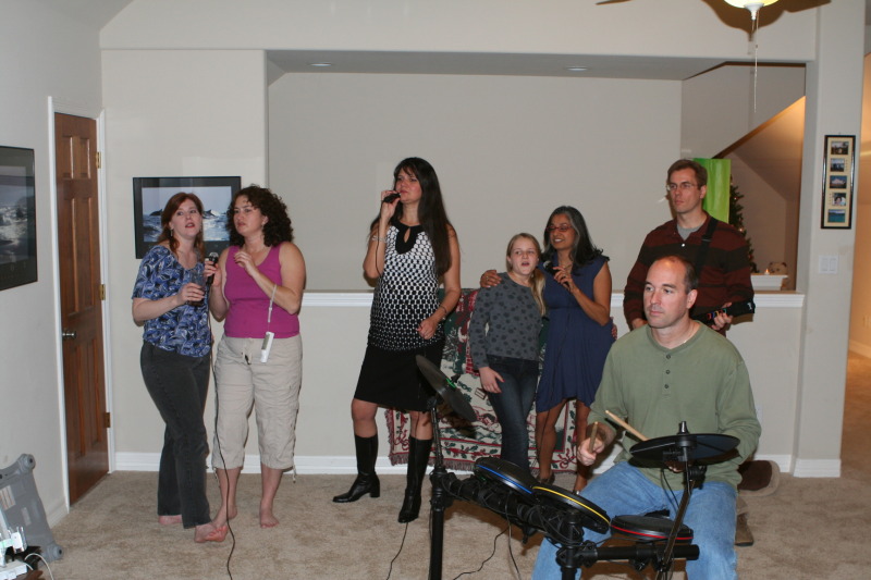 2010-12-31-New-Years-Eve-17-Shelly-Suzi-Kiffin-McKenzie-Kavita-Ben-Shane.JPG
