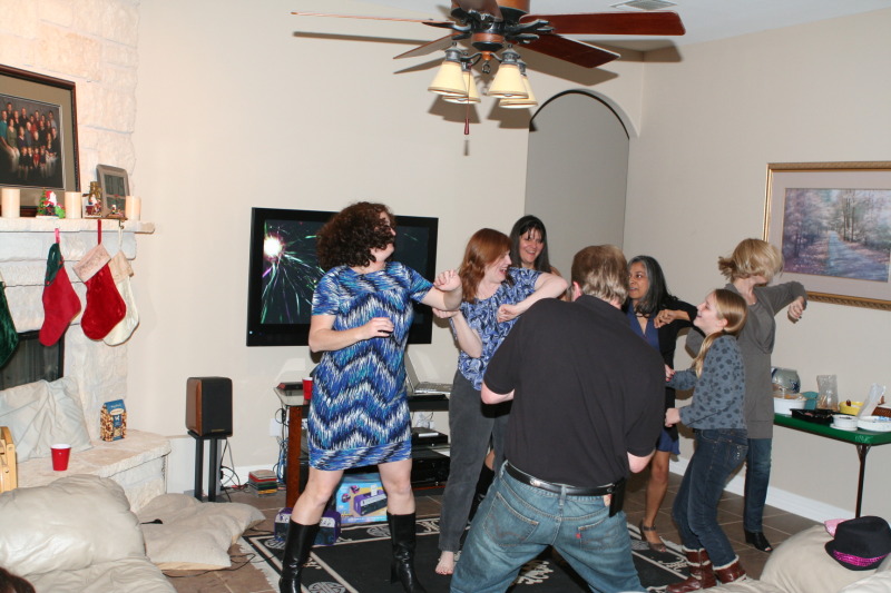 2010-12-31-New-Years-Eve-25-Jaynelle-Doug-Suzi-Shelly-Kiffin-Kavita-McKenzie.JPG