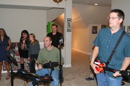 2010-12-31-New-Years-Eve-05-Kavita-Kiffin-McKenzie-Shane-Doug-Matt.JPG