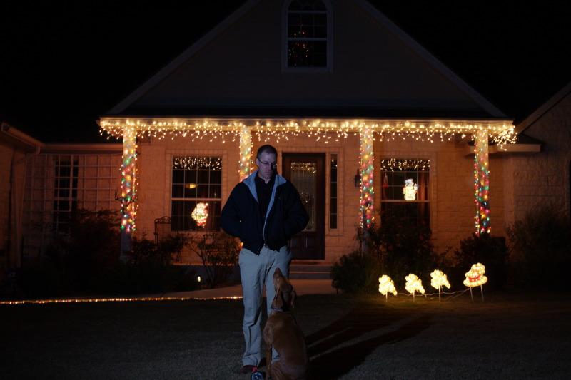 2010/12(December)/Xmas-photos/2010-12-05-Christmas-Photos-Travis-Suzi-Chance-Dax-Bevo-01.jpg