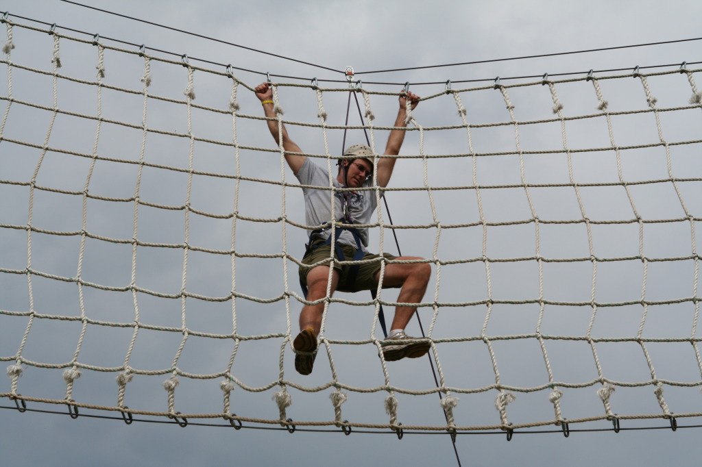 2010/Best_of/1024x768_2010-05-22-Pack409-Camp-Champions-182-High-Ropes-Travis-GOOD.JPG