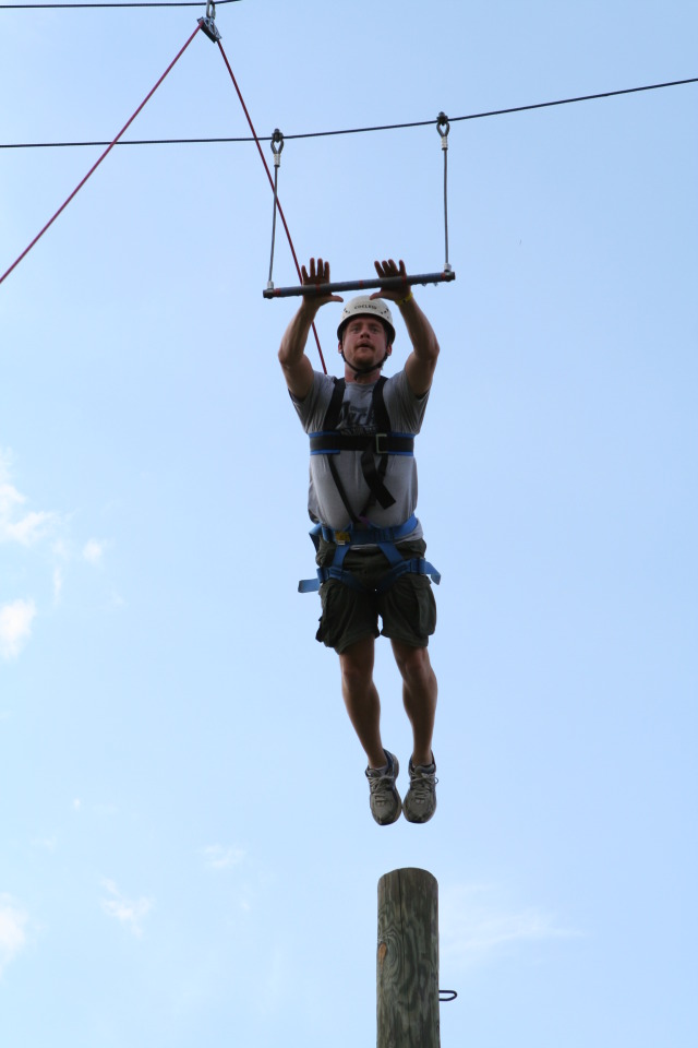 2010-05-22-Pack409-Camp-Champions-267-Trapeze-Jump-Chris-GOOD.JPG