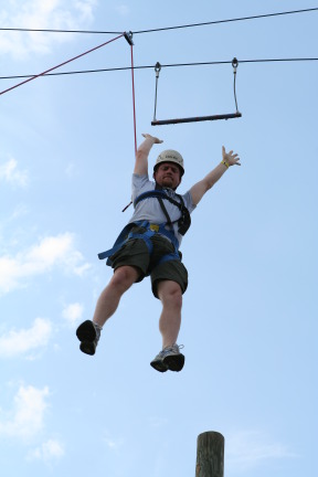 2010-05-22-Pack409-Camp-Champions-275-Trapeze-Jump-Chris-GOOD.JPG