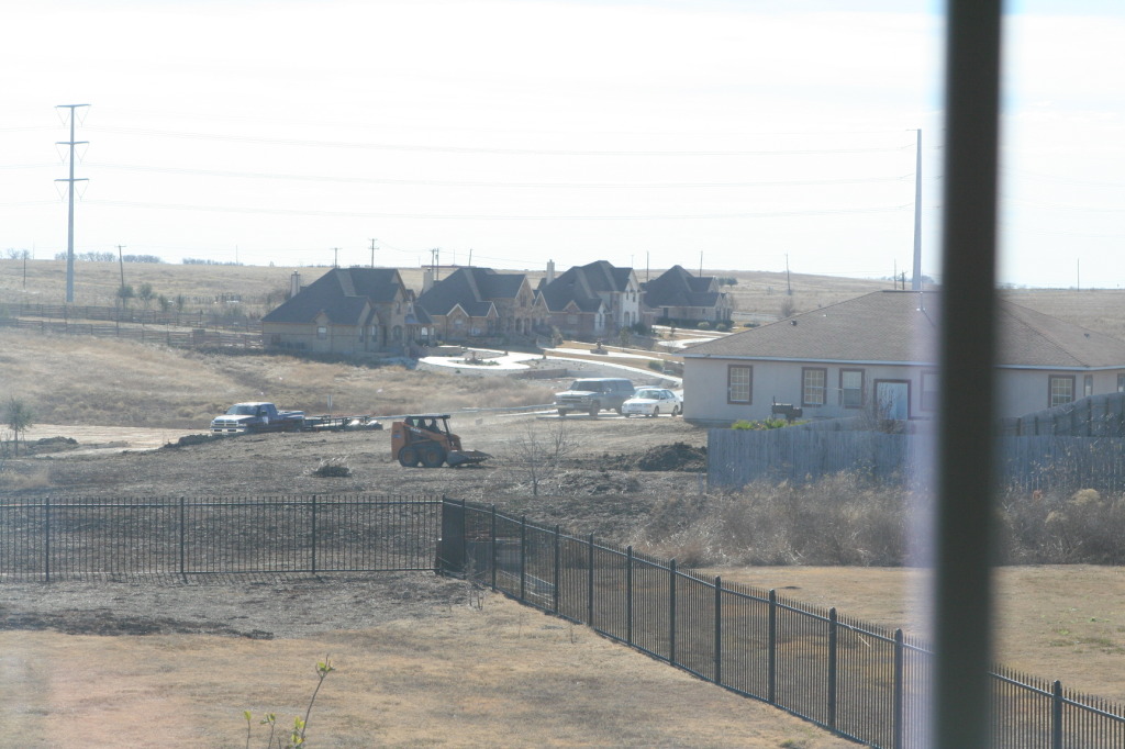 2011-01-08-Neighbor-backyard-work-06.JPG