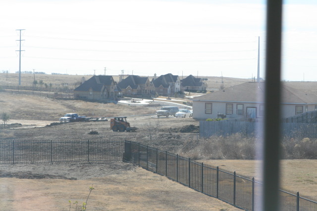 2011-01-08-Neighbor-backyard-work-06.JPG