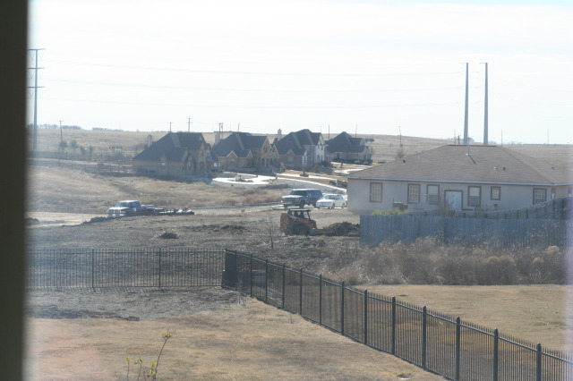 2011-01-08-Neighbor-backyard-work-07.JPG