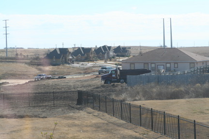 2011-01-08-Neighbor-backyard-work-67-dirt-dumptruck.JPG