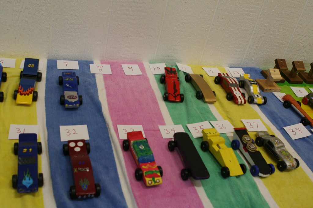 2011/01(January)/Pack409-Pinewood-Derby/1024x768_2011-01-29-Pack409-Pinwood-Derby-02.JPG