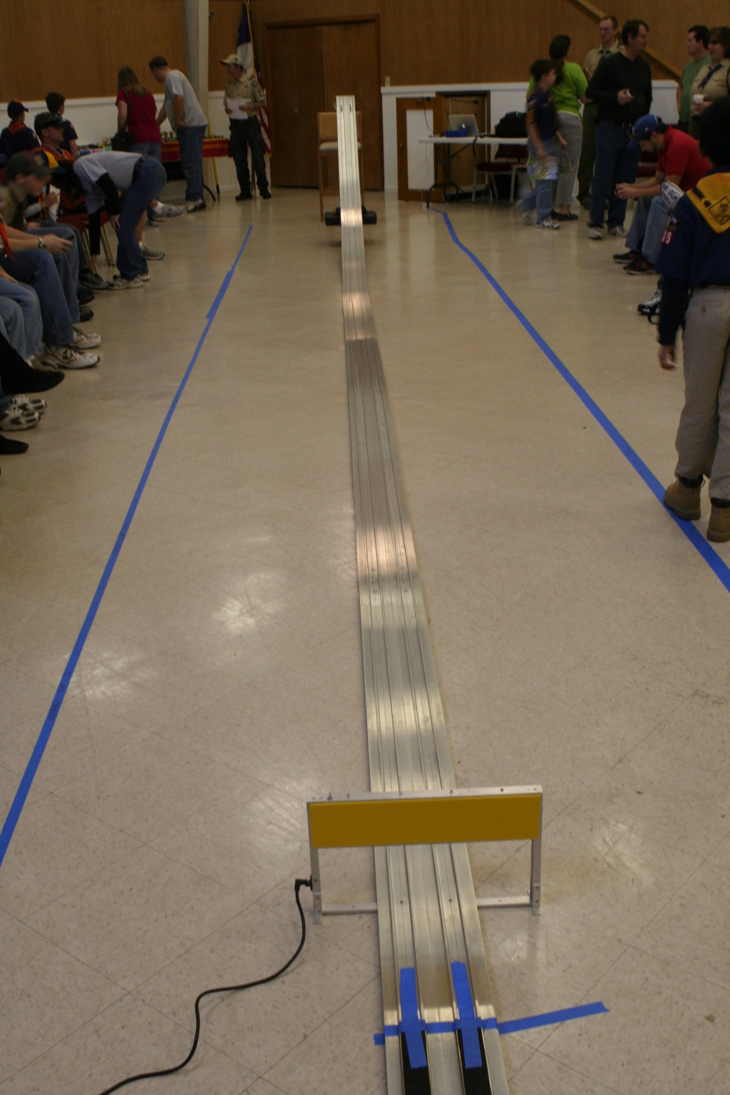 2011/01(January)/Pack409-Pinewood-Derby/1024x768_2011-01-29-Pack409-Pinwood-Derby-05.JPG