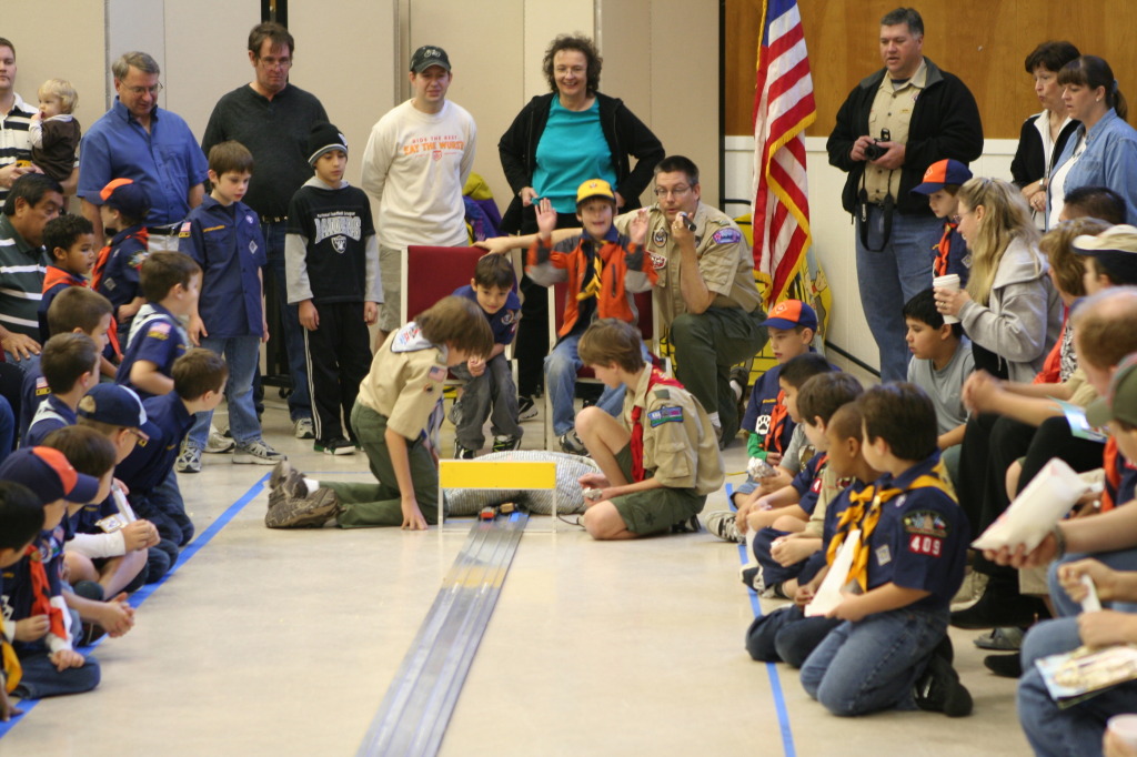 2011/01(January)/Pack409-Pinewood-Derby/1024x768_2011-01-29-Pack409-Pinwood-Derby-26-Jack-Chance-Matt.JPG