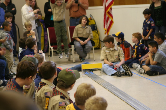 2011/01(January)/Pack409-Pinewood-Derby/640x480_2011-01-29-Pack409-Pinwood-Derby-24-Andrew.JPG