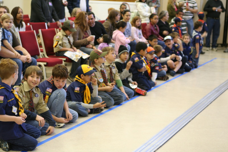2011/01(January)/Pack409-Pinewood-Derby/800x600_2011-01-29-Pack409-Pinwood-Derby-28.JPG