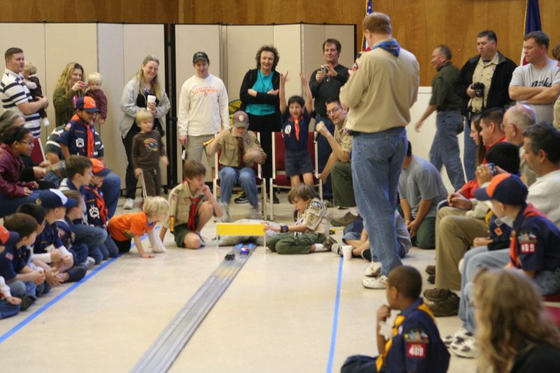 2011/01(January)/Pack409-Pinewood-Derby/800x600_2011-01-29-Pack409-Pinwood-Derby-38-Chance-Jack.JPG