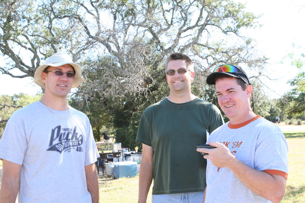 2011/02(February)/2011-Blue-n-Gold-slideshow/1024x768_2010-10-16-Pack409-Inks-Lake-048-Travis-Matt-Jimmy.JPG
