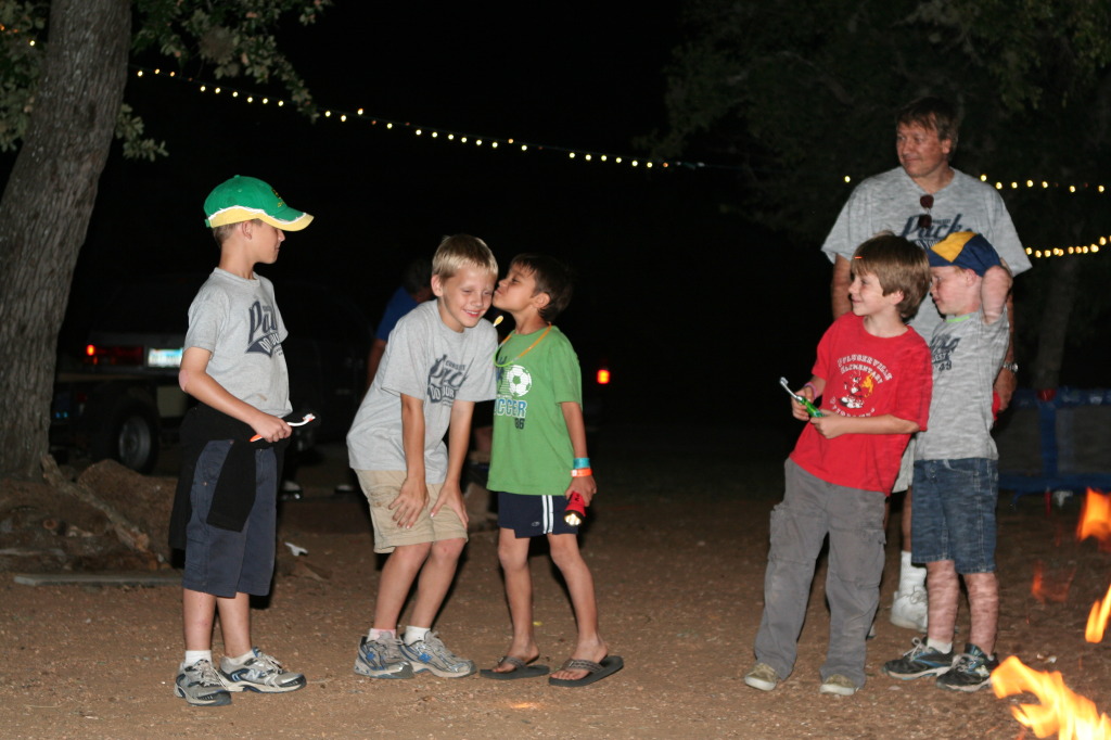 2011/02(February)/2011-Blue-n-Gold-slideshow/1024x768_2010-10-16-Pack409-Inks-Lake-180.JPG