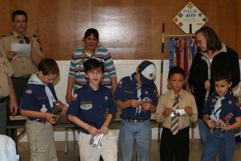 2010-02-20-Pack409-Blue-and-Gold-67-Dax.jpg