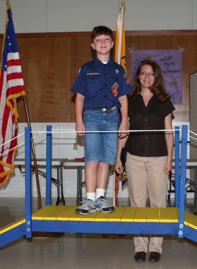 2011/02(February)/2011-Blue-n-Gold-slideshow/800x600_2010-05-19-Pack409-CrossOver-85.jpg
