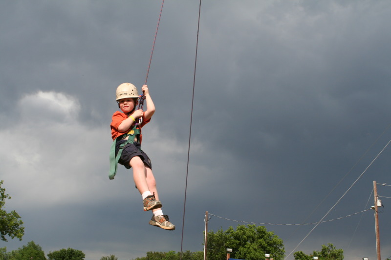 2011/02(February)/2011-Blue-n-Gold-slideshow/800x600_2010-05-22-Pack409-Camp-Champions-177-High-Ropes.JPG