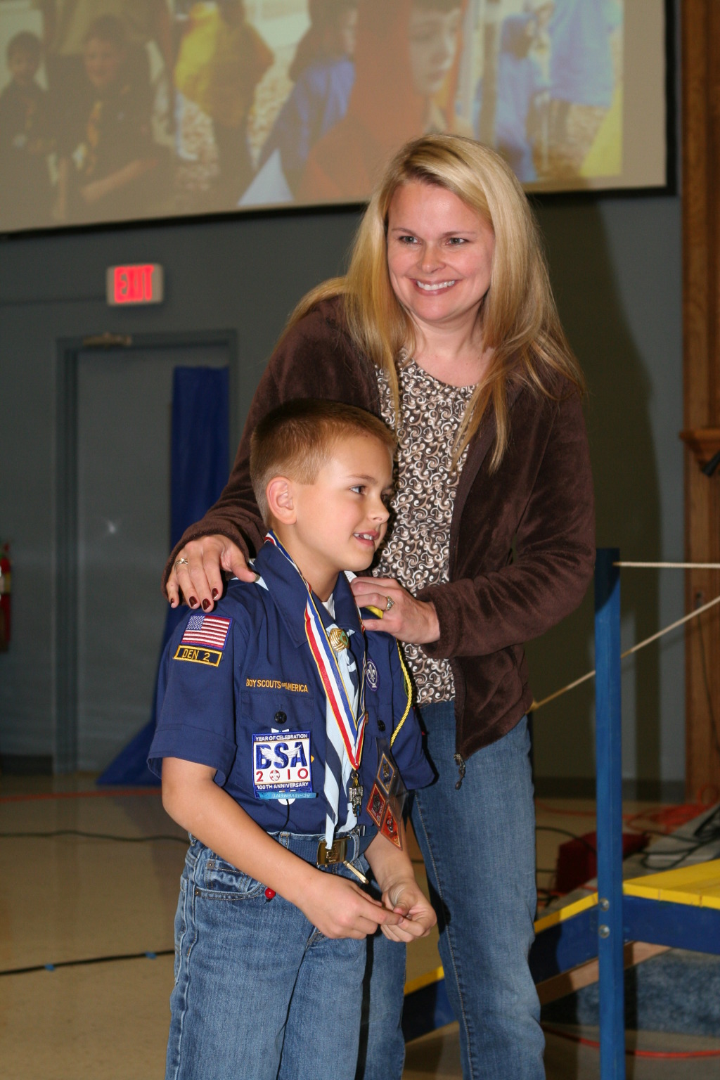 2011/02(February)/Blue-n-Gold/1024x768_2011-02-02-Pack409-Blue-n-Gold-57.JPG