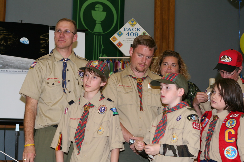 2011/02(February)/Blue-n-Gold/1024x768_2011-02-02-Pack409-Blue-n-Gold-66-Chance-Andrew-Logan-Travis-Chris.JPG