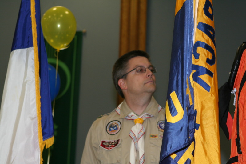 2011/02(February)/Blue-n-Gold/800x600_2011-02-02-Pack409-Blue-n-Gold-04-Matt.JPG
