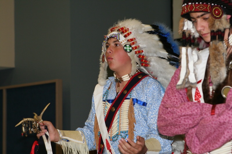 2011/02(February)/Blue-n-Gold/800x600_2011-02-02-Pack409-Blue-n-Gold-71.JPG