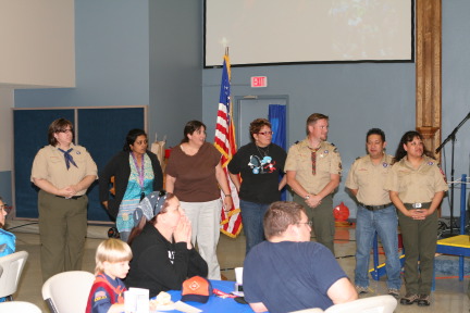 2011-02-02-Pack409-Blue-n-Gold-16.JPG