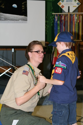 2011-02-02-Pack409-Blue-n-Gold-53-Shea-Mackins.JPG