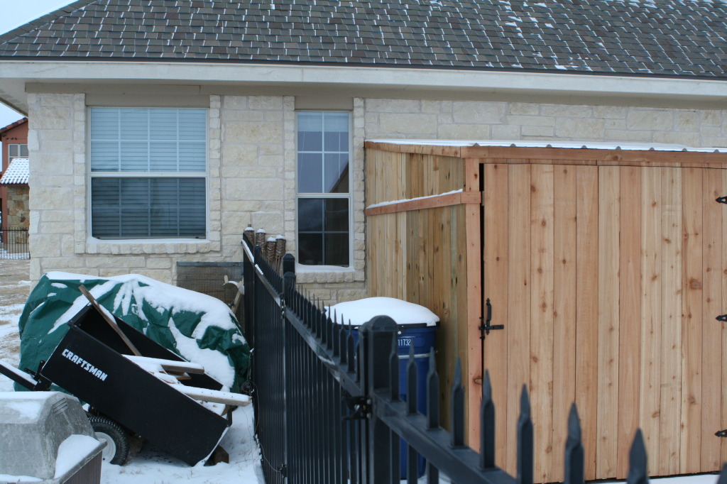2011/02(February)/Snow-in-Austin/1024x768_2011-02-04-Snow-in-Hutto-11.JPG
