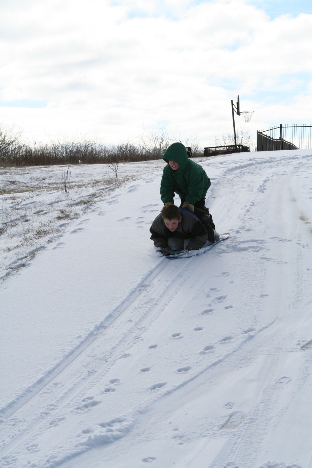 2011/02(February)/Snow-in-Austin/1024x768_2011-02-04-Snow-in-Hutto-72-Dax-Case.JPG