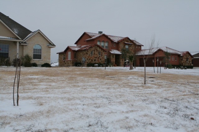 2011/02(February)/Snow-in-Austin/640x480_2011-02-04-Snow-in-Hutto-31.JPG
