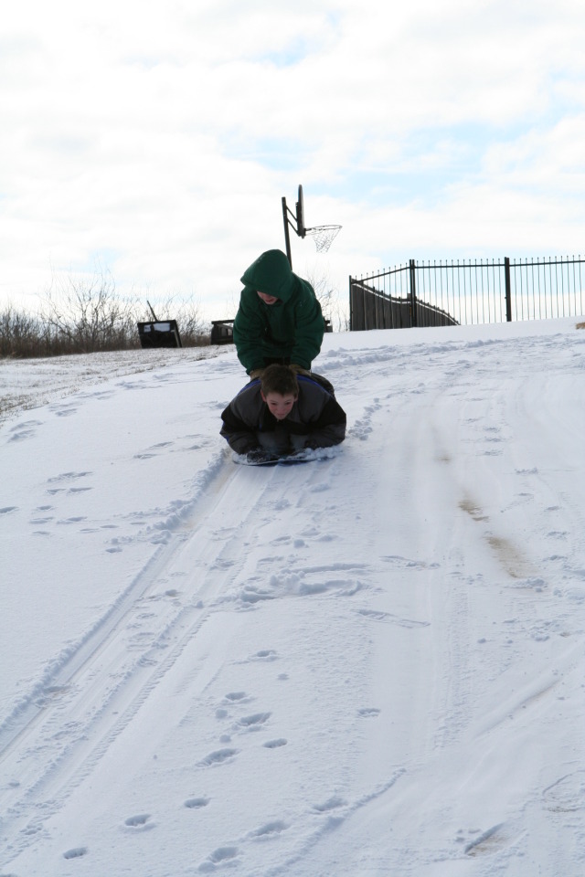 2011-02-04-Snow-in-Hutto-68-Dax-Case.JPG