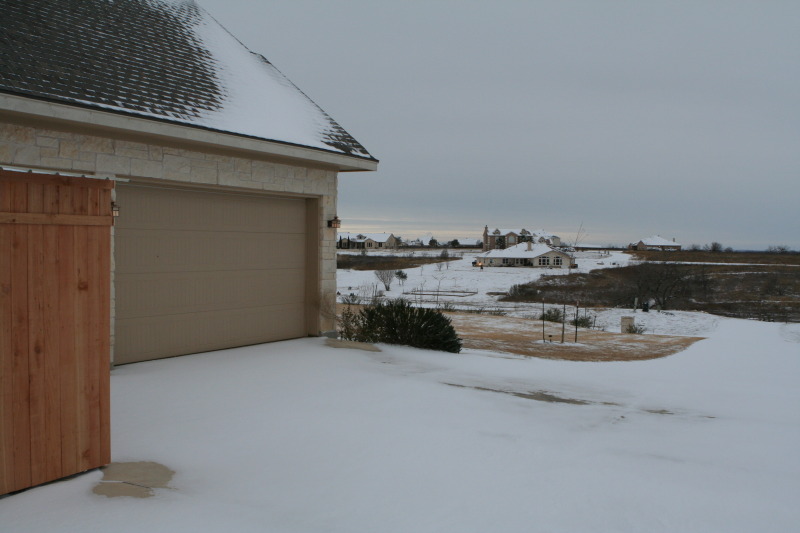 2011/02(February)/Snow-in-Austin/800x600_2011-02-04-Snow-in-Hutto-10.JPG